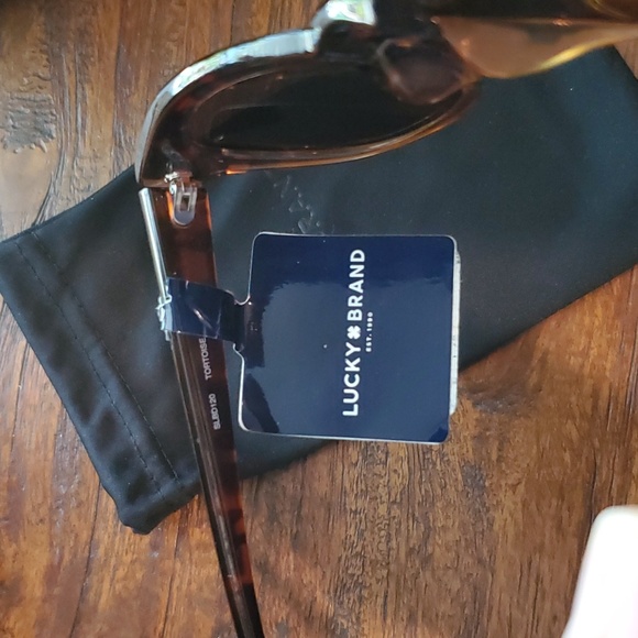 Lucky brand tortoise sunglasses - Picture 6 of 9